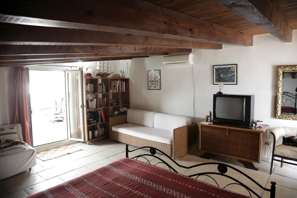 Villa Cecilia Matino Room photo