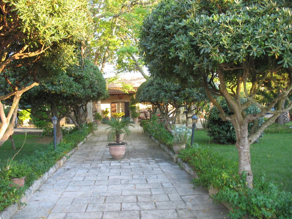 Villa Cecilia Matino Room photo